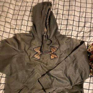 dark grey & camo under armor hoodie